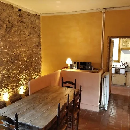 Ca La Iaia Veva * Sant Joan les Fonts